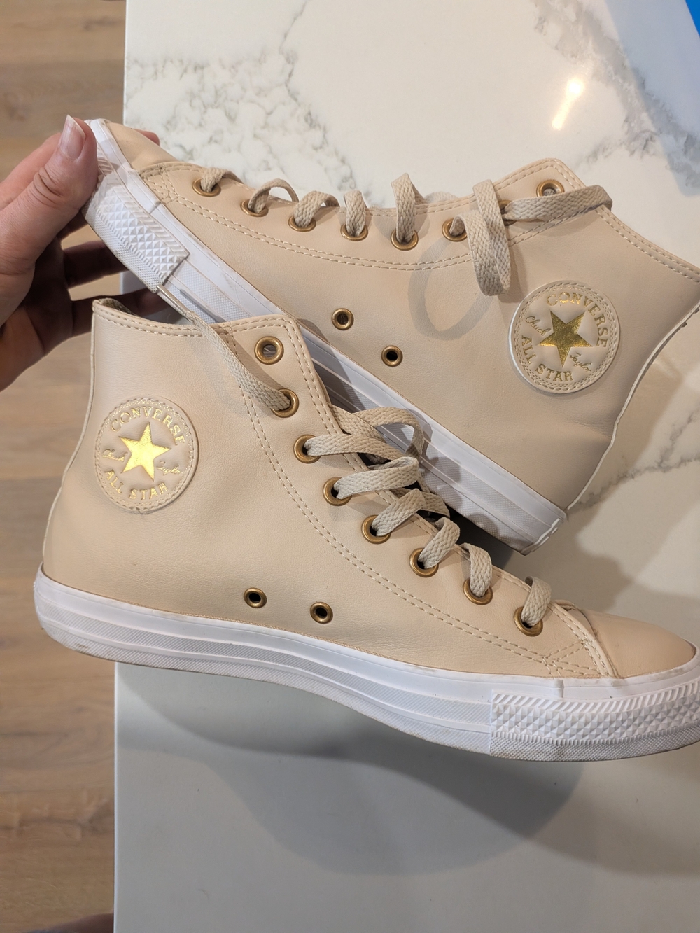 🤎 Converse Chuck Taylor All Star High Top Sneakers - Cream/Gold